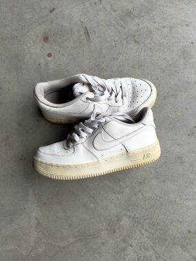 Nike Air Force 1 white trainers Sneakers